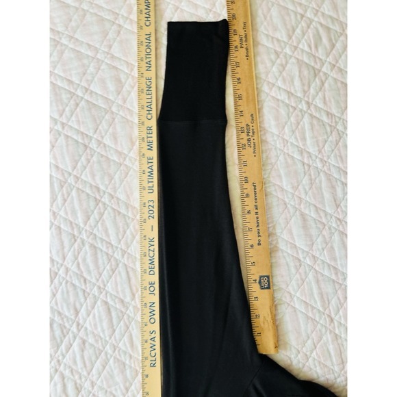 Lilly Pulitzer Luxletic Black Beachcomber Scoop Neck Long Sleeve Tunic Top Med - Picture 5 of 9